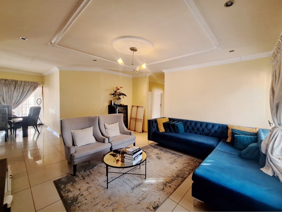 3 Bedroom Property for Sale in Melodie North West